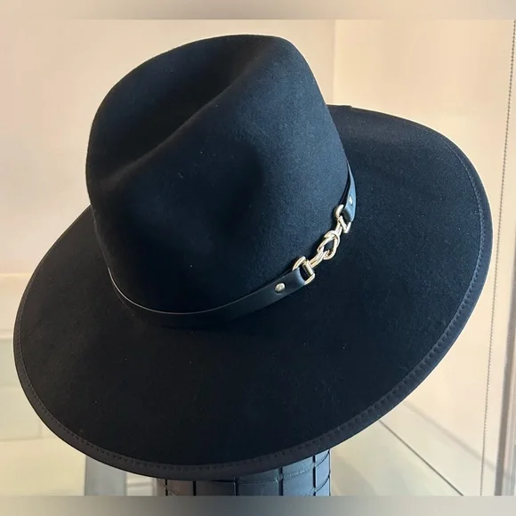 100% Wool Fedora with Gold Buckle Accents - Picture 2 of 4